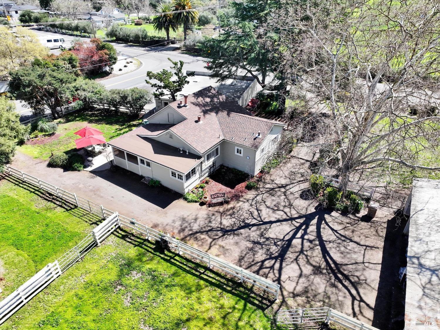 Detail Gallery Image 49 of 52 For 2060 Hagen Rd, Napa,  CA 94558 - 3 Beds | 2 Baths