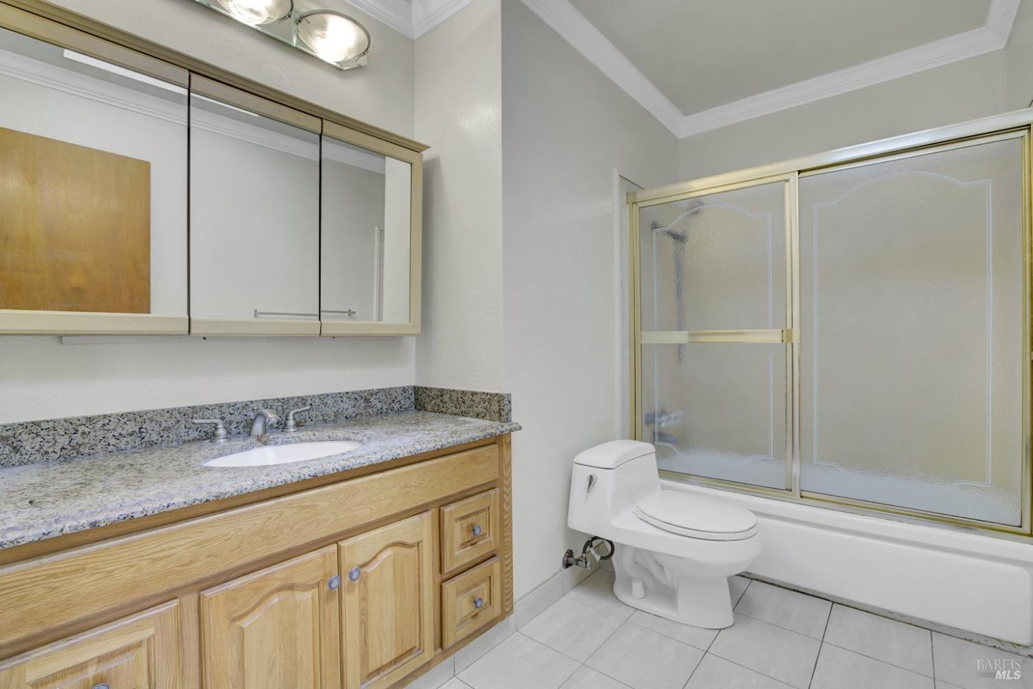 Detail Gallery Image 26 of 56 For 129 Violet Dr, Vallejo,  CA 94589 - 6 Beds | 4 Baths