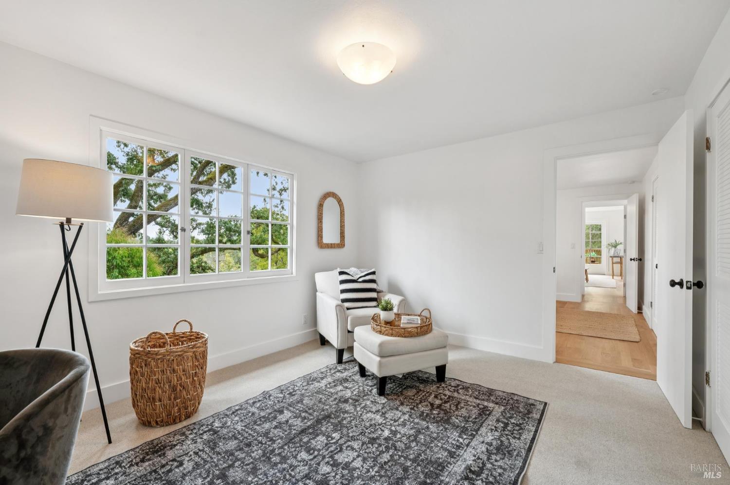 Detail Gallery Image 44 of 78 For 125 Oak Ave, San Anselmo,  CA 94960 - 5 Beds | 2/1 Baths