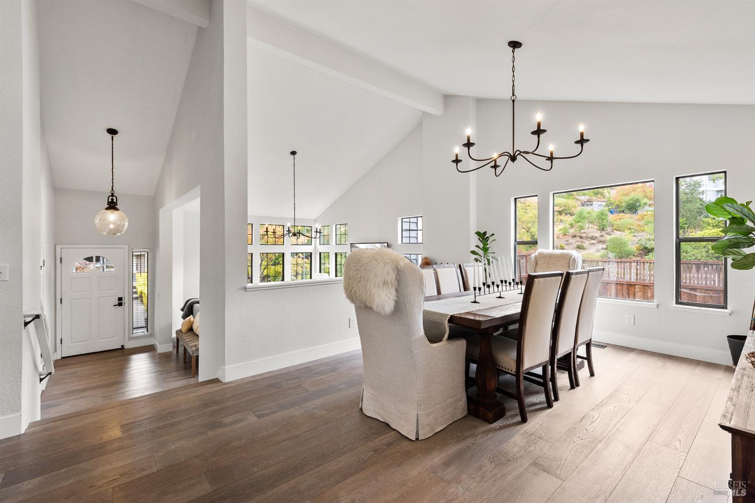 Detail Gallery Image 5 of 35 For 3 Windmill Pl, Novato,  CA 94945 - 4 Beds | 3 Baths