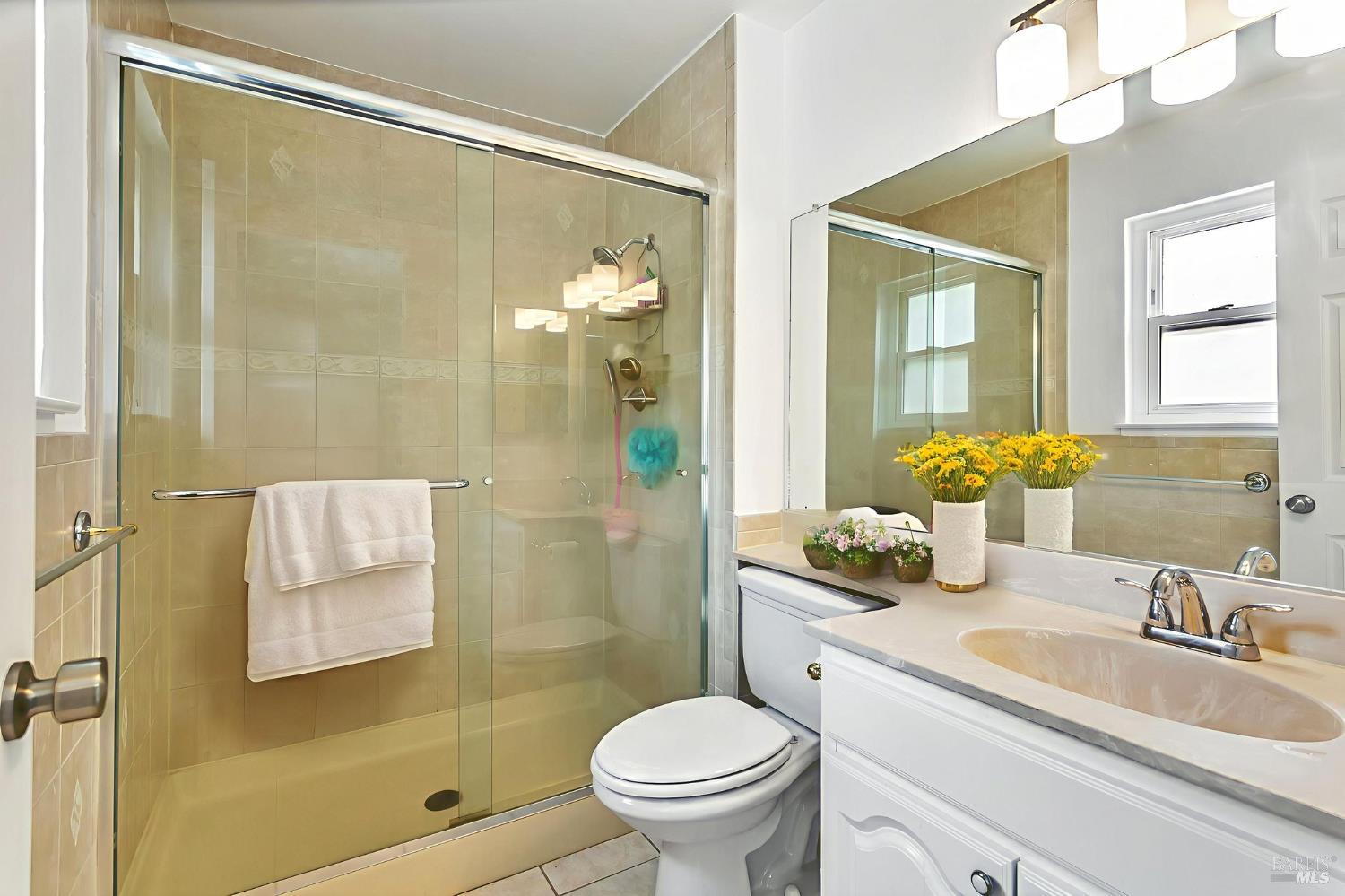 Detail Gallery Image 12 of 22 For 466 Holly St, Vallejo,  CA 94589 - 3 Beds | 2 Baths