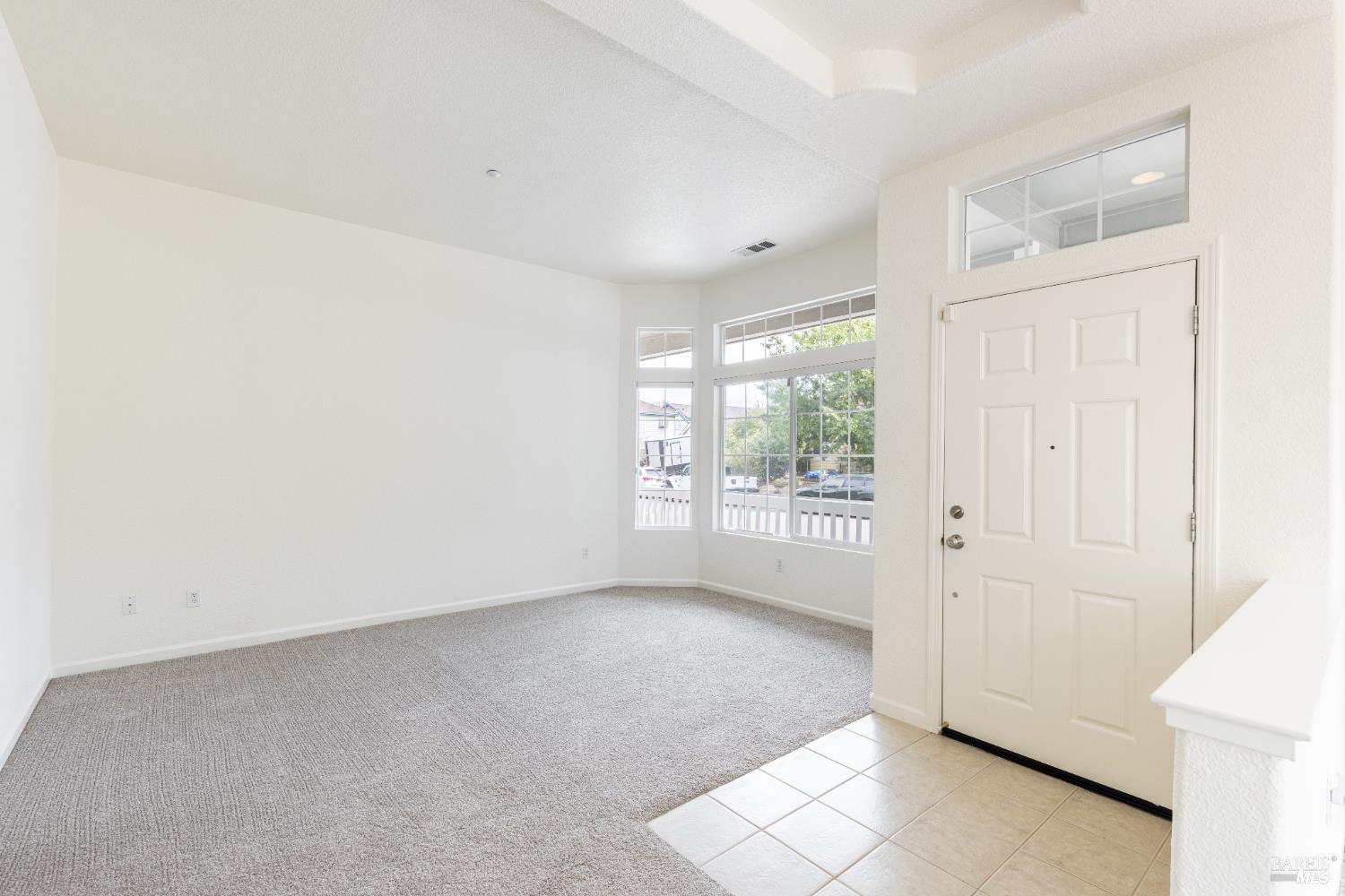 Detail Gallery Image 5 of 32 For 201 Spur Ridge Ln, Healdsburg,  CA 95448 - 3 Beds | 2 Baths