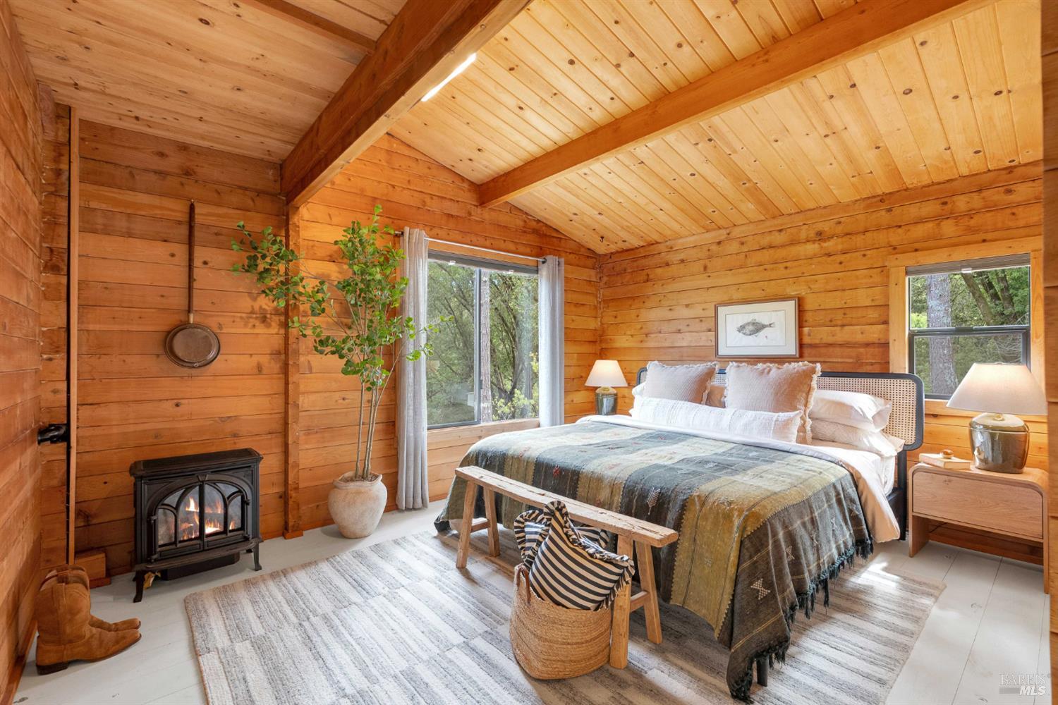 Detail Gallery Image 13 of 50 For 3020 Burnside Rd, Sebastopol,  CA 95472 - 2 Beds | 1 Baths