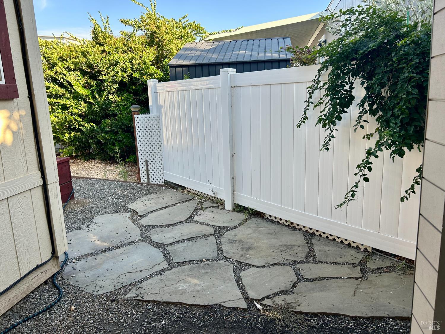 Detail Gallery Image 15 of 34 For 317 Stacey Way, Napa,  CA 94558 - 3 Beds | 2 Baths