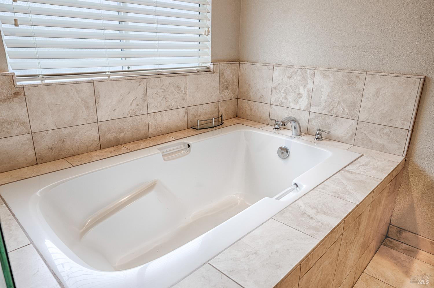 Detail Gallery Image 54 of 62 For 8151 Oakmont Dr, Santa Rosa,  CA 95409 - 3 Beds | 2 Baths