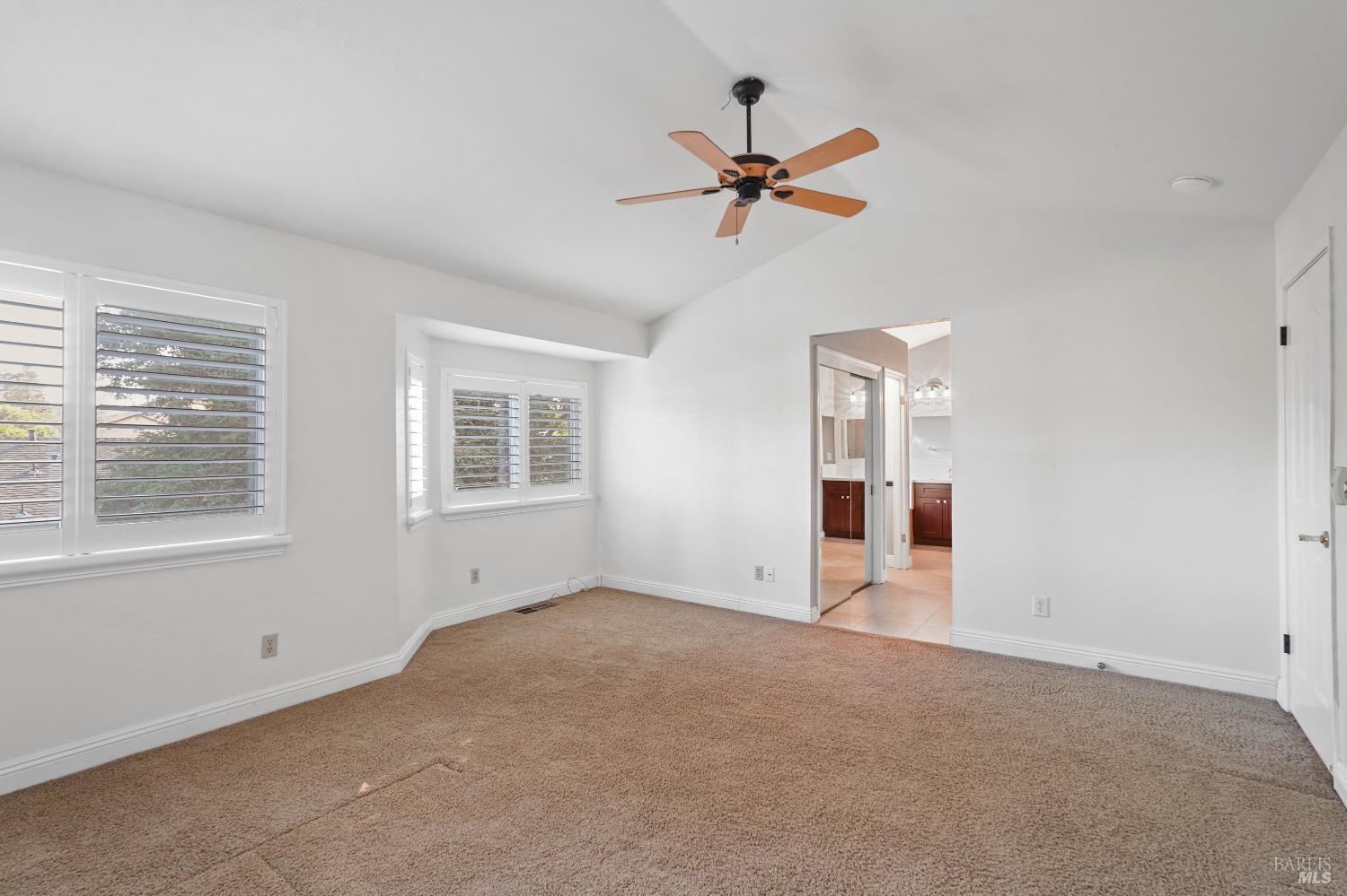 Detail Gallery Image 39 of 59 For 606 Roscommon Pl, Vacaville,  CA 95688 - 3 Beds | 2/1 Baths
