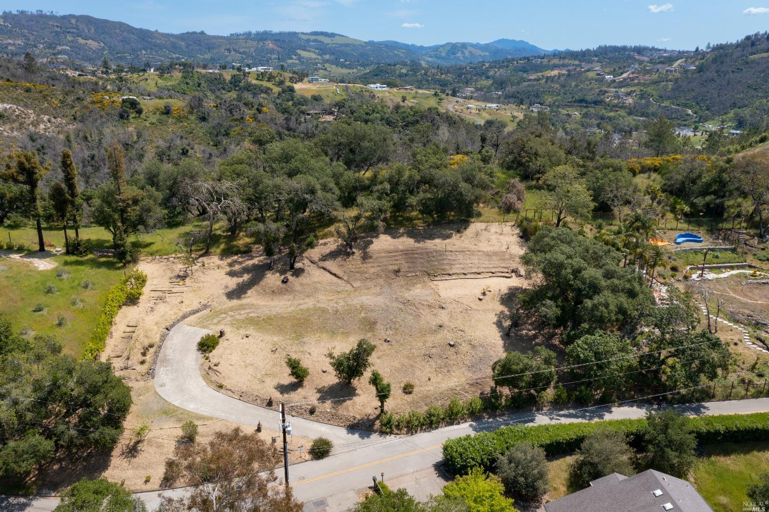 Detail Gallery Image 22 of 30 For 5159 Vista Grande Dr, Santa Rosa,  CA 95403 - – Beds | – Baths