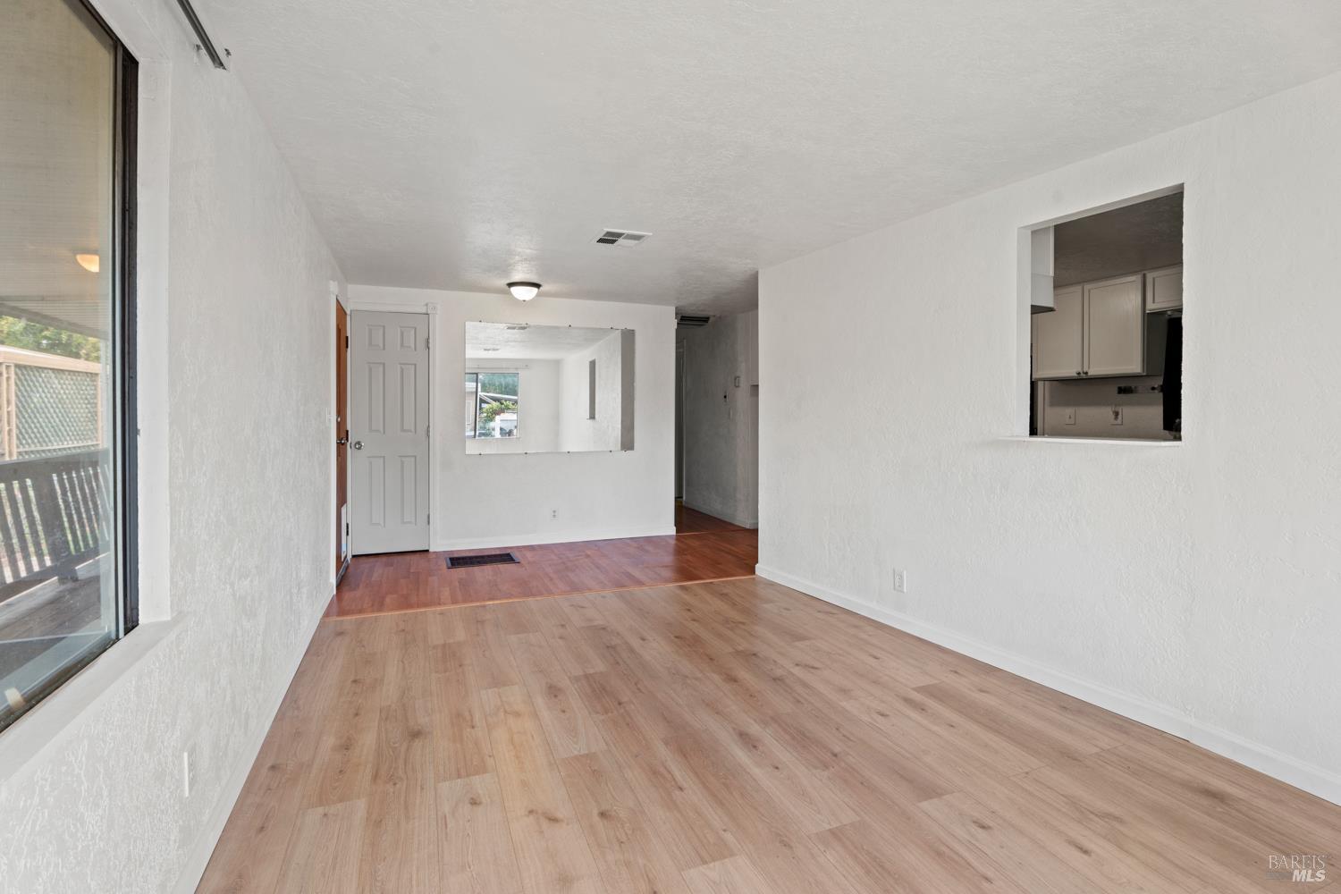 Detail Gallery Image 5 of 21 For 4801 N State St 53, Ukiah,  CA 95482 - 3 Beds | 2 Baths