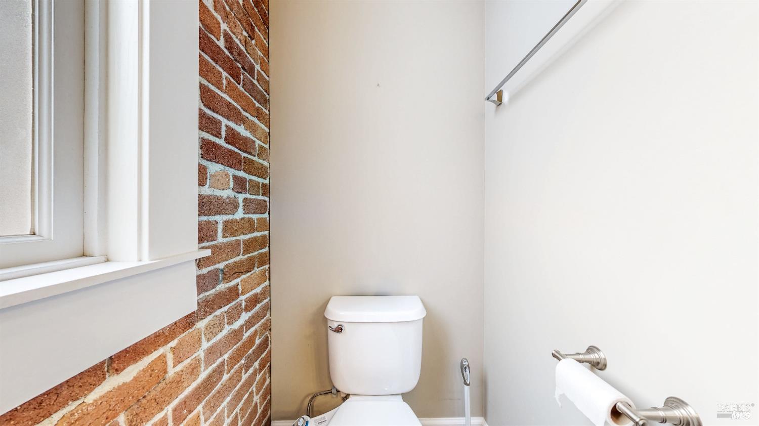 Detail Gallery Image 38 of 52 For 331 Keller St #11,  Petaluma,  CA 94952 - 2 Beds | 2/1 Baths