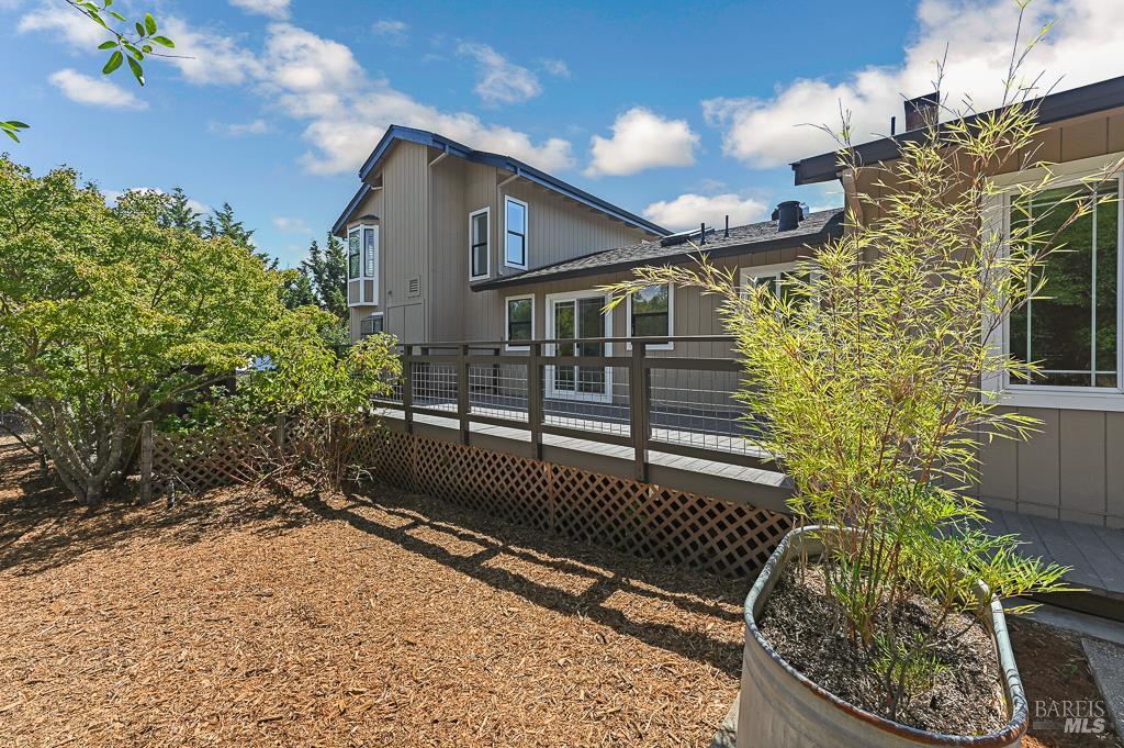 Detail Gallery Image 40 of 43 For 712 Bloomfield Rd, Sebastopol,  CA 95472 - 3 Beds | 3 Baths