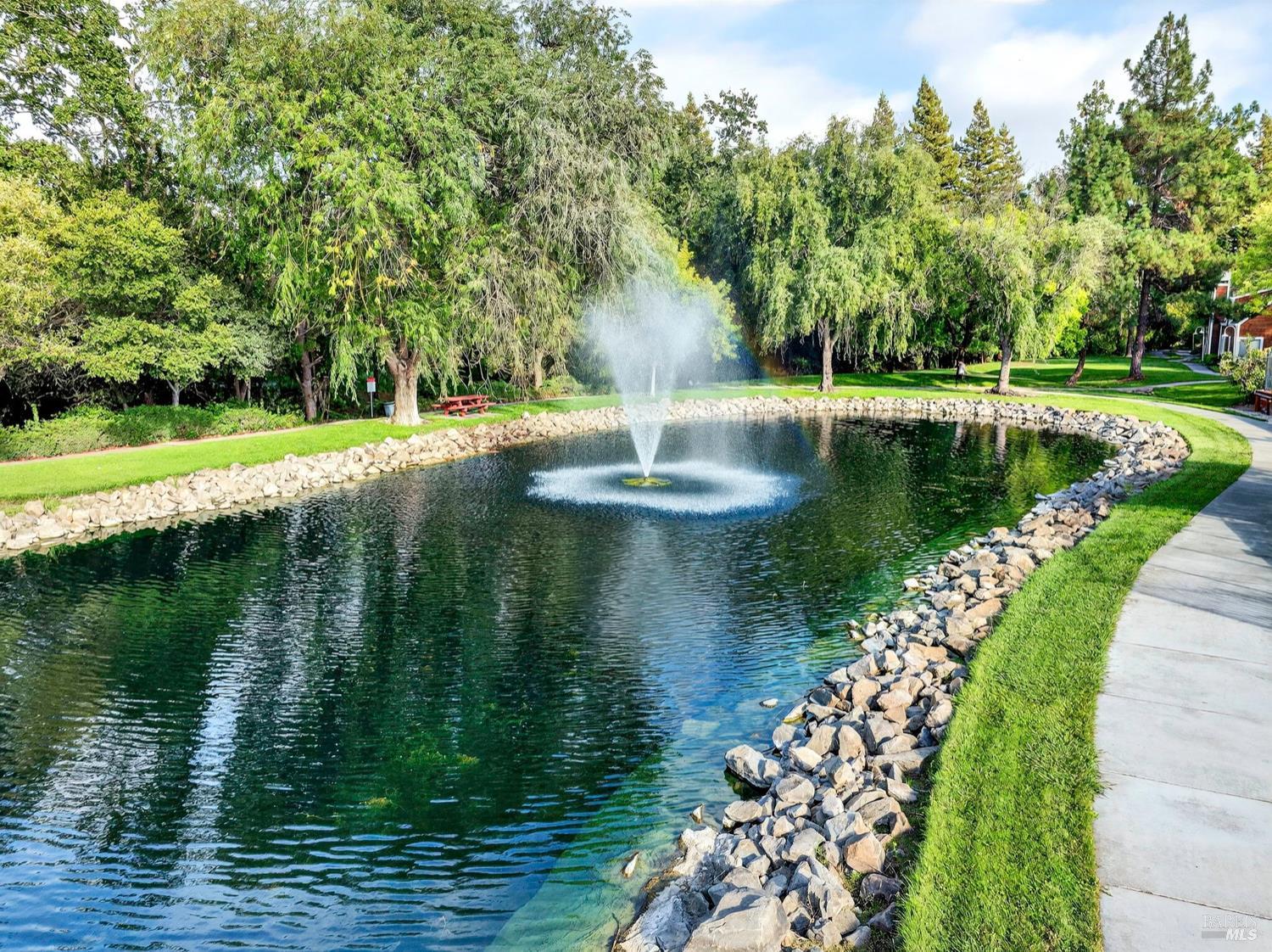 Detail Gallery Image 28 of 33 For 2506 Lakeview Dr, Santa Rosa,  CA 95405 - 3 Beds | 2 Baths