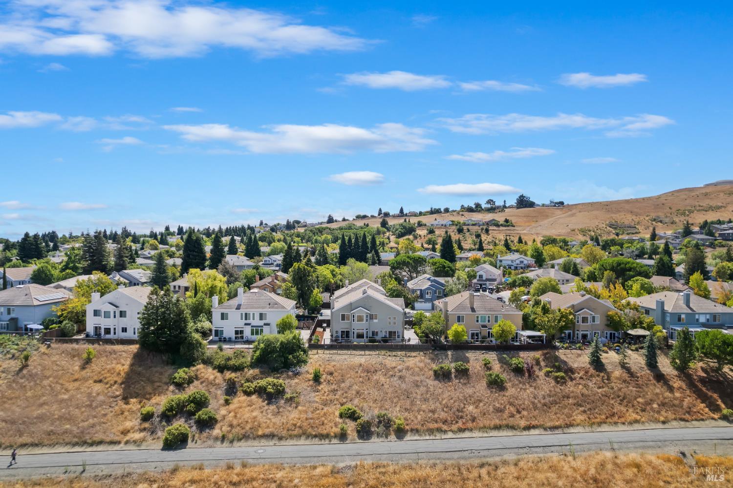 Detail Gallery Image 44 of 65 For 483 Panorama Dr, Benicia,  CA 94510 - 5 Beds | 3 Baths