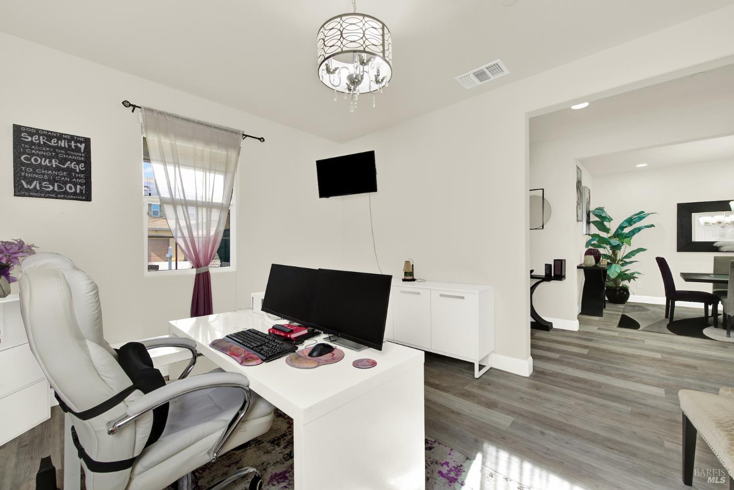 Detail Gallery Image 36 of 82 For 2437 Sanders Ln, Fairfield,  CA 94533 - 5 Beds | 4 Baths