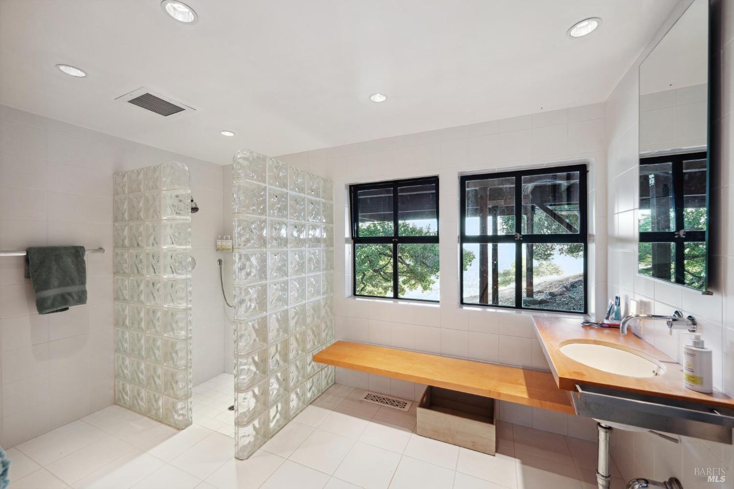 Detail Gallery Image 54 of 78 For 1090 Bart Rd, Sonoma,  CA 95476 - 3 Beds | 2/1 Baths