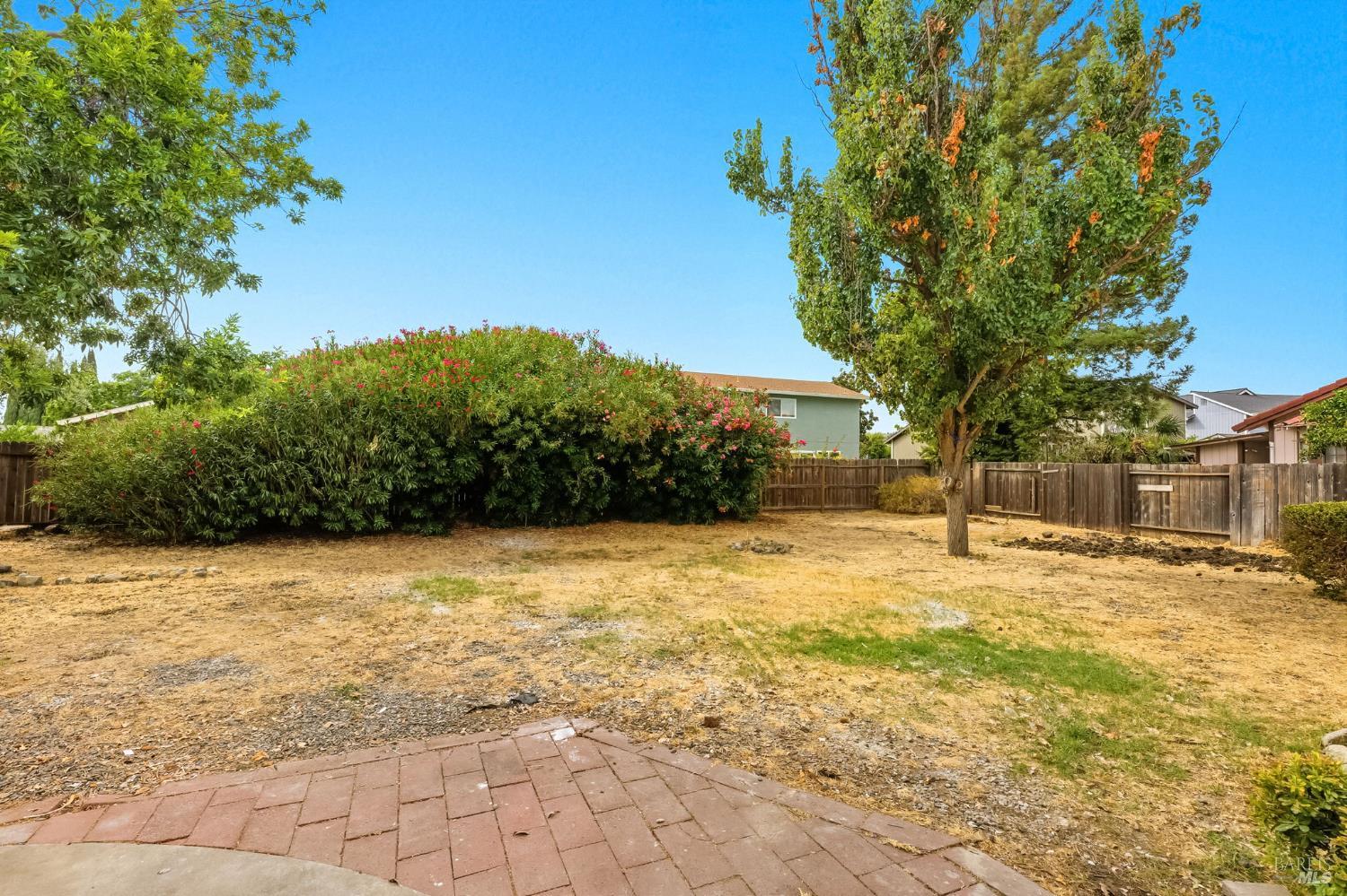 Detail Gallery Image 26 of 38 For 606 Saint Andrews Dr, Vacaville,  CA 95687 - 3 Beds | 1 Baths