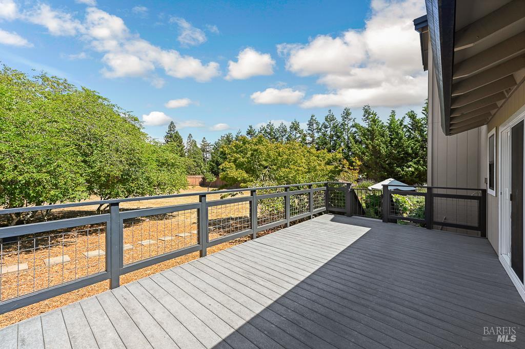 Detail Gallery Image 39 of 43 For 712 Bloomfield Rd, Sebastopol,  CA 95472 - 3 Beds | 3 Baths