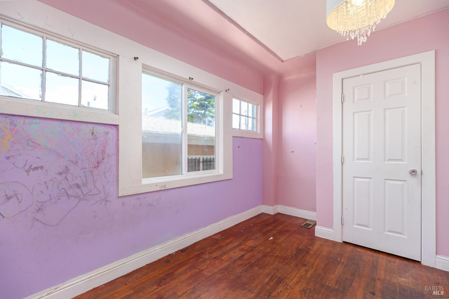 Detail Gallery Image 10 of 19 For 1222 Chanslor Ave, Richmond,  CA 94801 - 2 Beds | 1 Baths