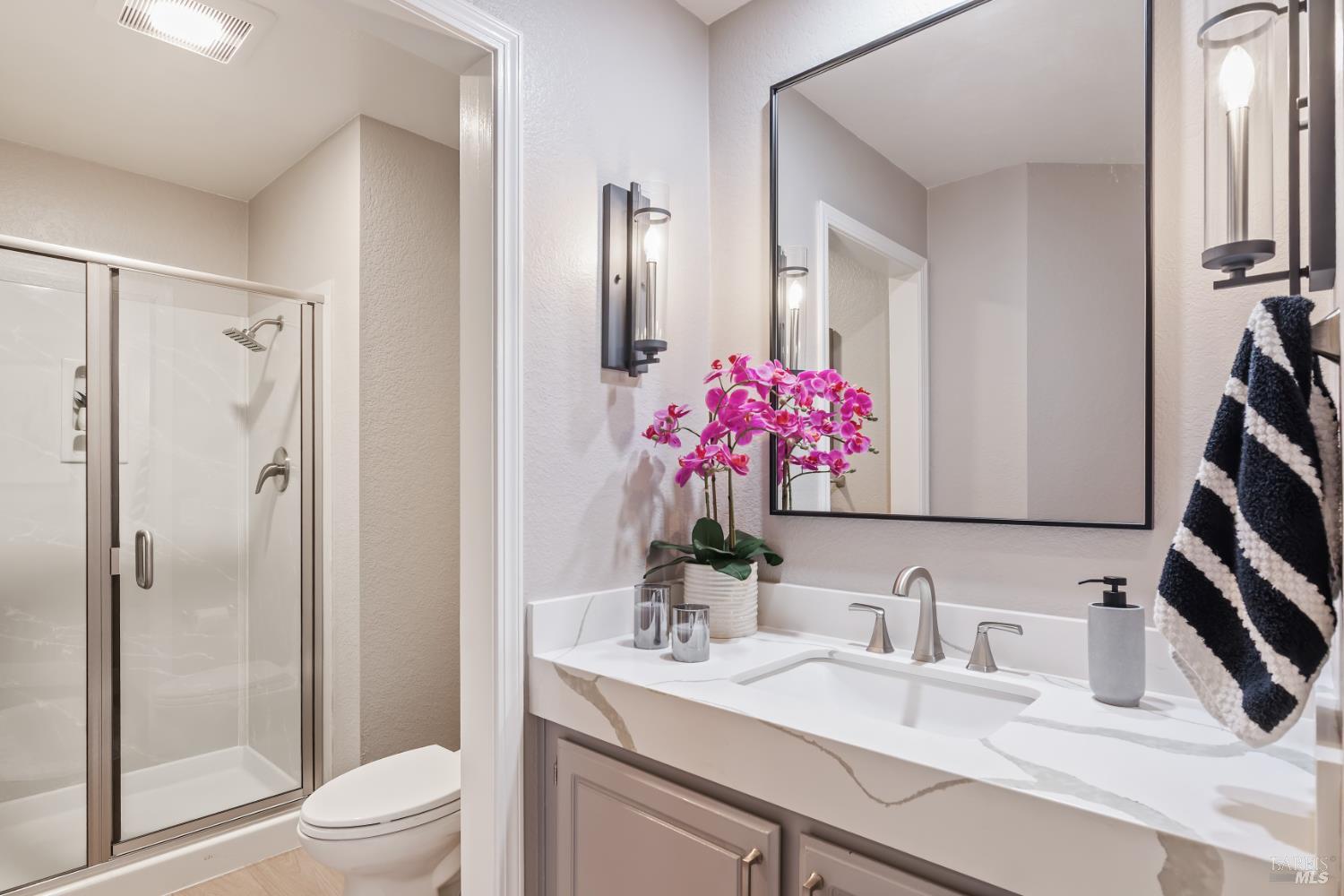 Detail Gallery Image 20 of 65 For 483 Panorama Dr, Benicia,  CA 94510 - 5 Beds | 3 Baths