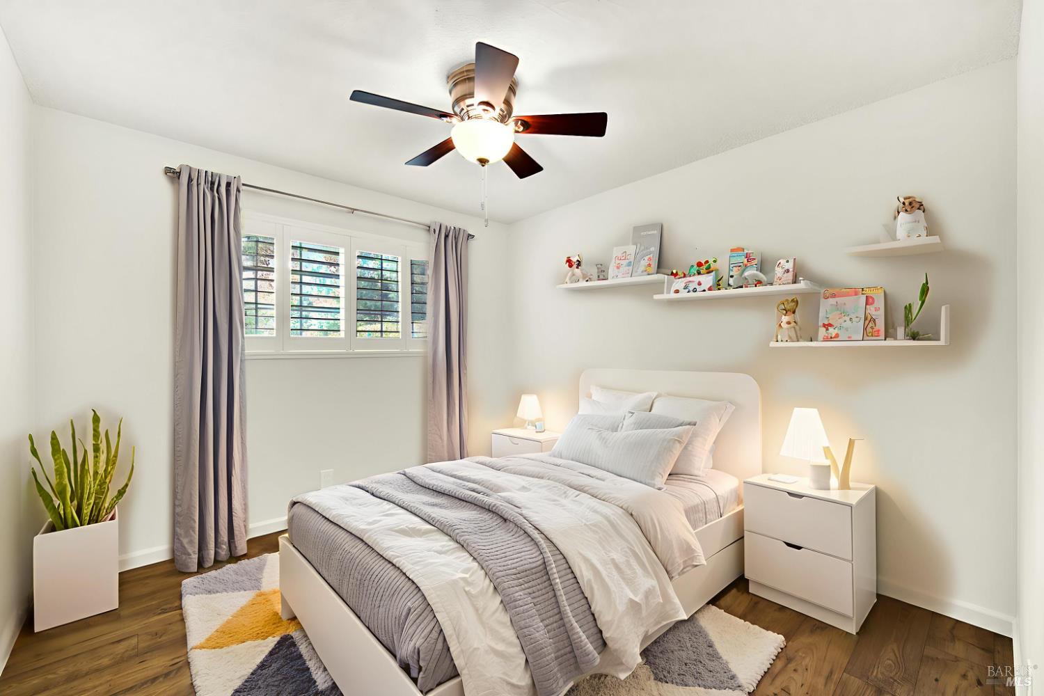 Detail Gallery Image 28 of 41 For 1121 Creekside Dr, Vacaville,  CA 95687 - 3 Beds | 2 Baths