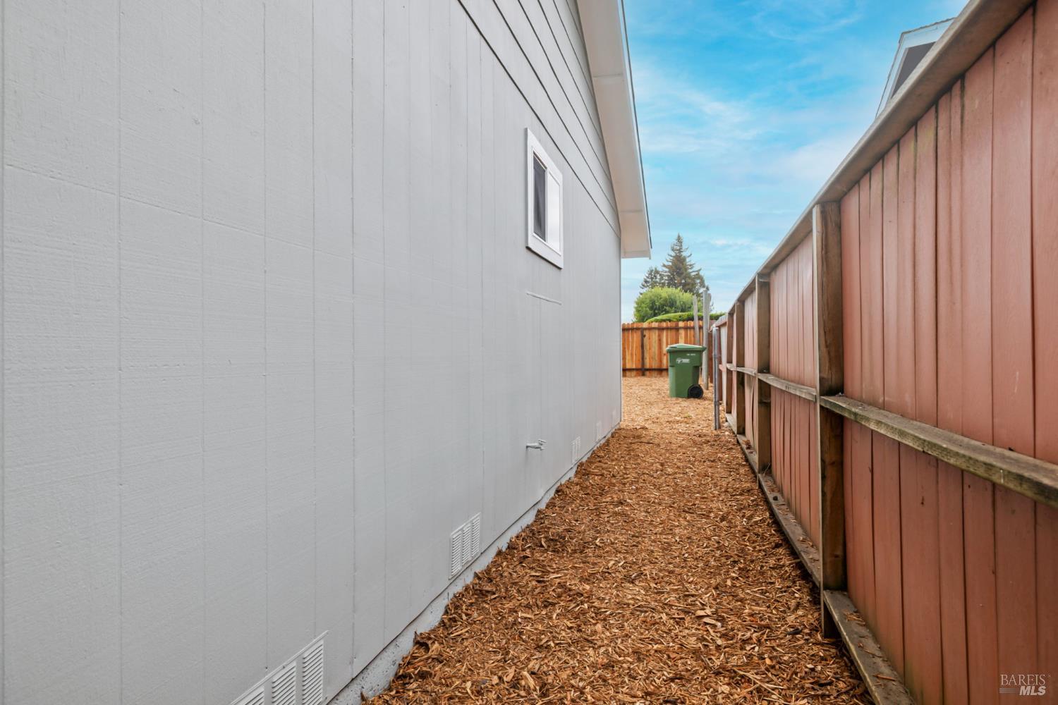 Detail Gallery Image 53 of 55 For 7402 Circle Dr, Rohnert Park,  CA 94928 - 3 Beds | 2 Baths