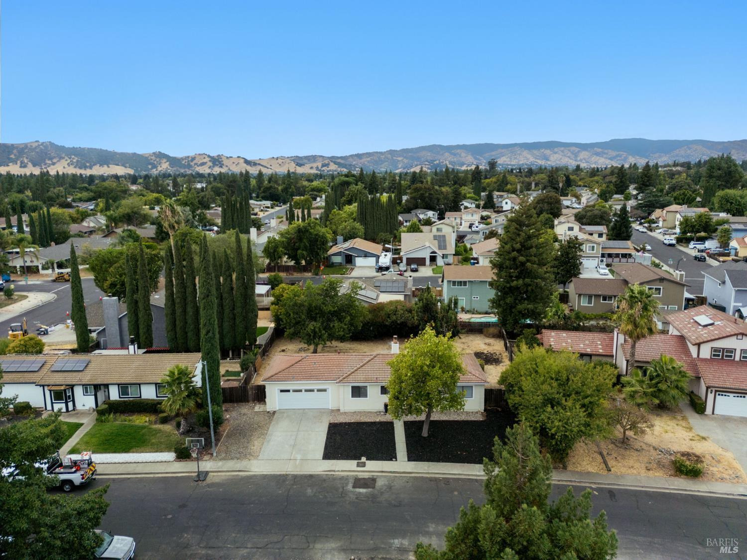 Detail Gallery Image 32 of 38 For 606 Saint Andrews Dr, Vacaville,  CA 95687 - 3 Beds | 1 Baths