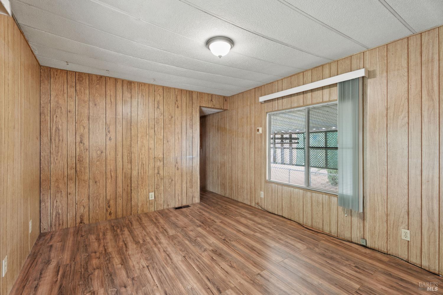 Detail Gallery Image 6 of 15 For 4801 N State St 48, Ukiah,  CA 95482 - 2 Beds | 1 Baths