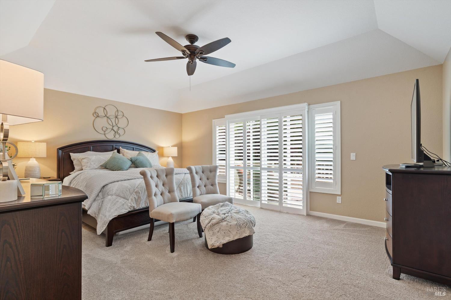 Detail Gallery Image 14 of 30 For 426 Secretariat Ct, Santa Rosa,  CA 95401 - 4 Beds | 2/1 Baths