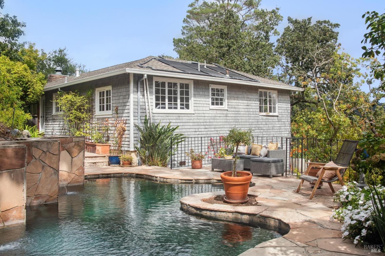 Detail Gallery Image 54 of 78 For 125 Oak Ave, San Anselmo,  CA 94960 - 5 Beds | 2/1 Baths