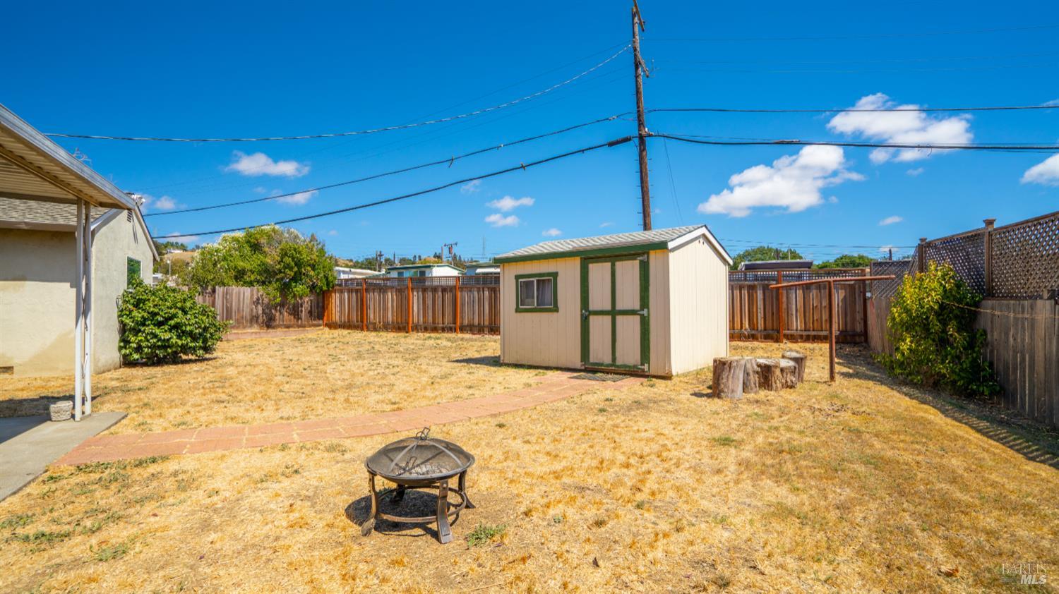 Detail Gallery Image 30 of 32 For 133 Patrick Ct, Vallejo,  CA 94591 - 3 Beds | 2 Baths