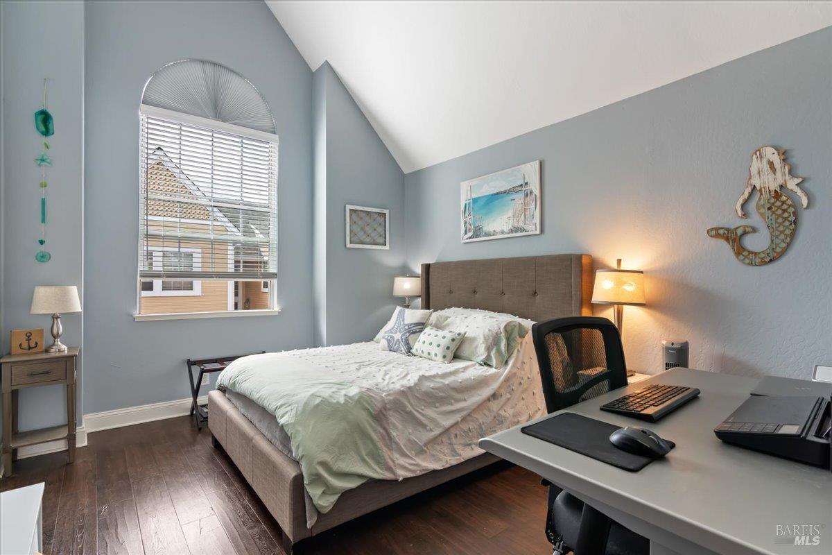 Detail Gallery Image 22 of 30 For 397 E 2nd St, Benicia,  CA 94510 - 3 Beds | 2/1 Baths