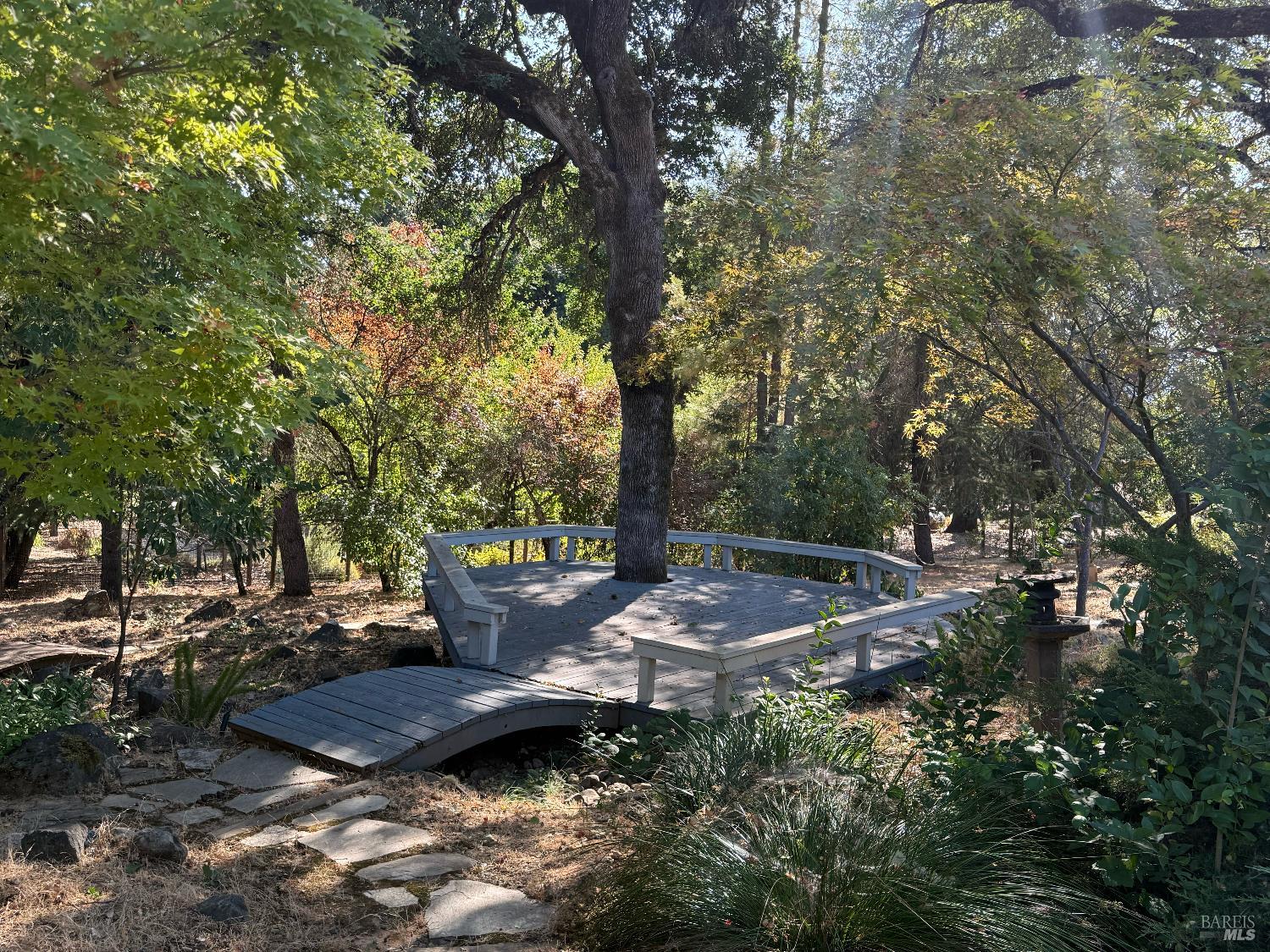 Detail Gallery Image 23 of 31 For 1461 Meadow Dr, Ukiah,  CA 95482 - 3 Beds | 1/1 Baths