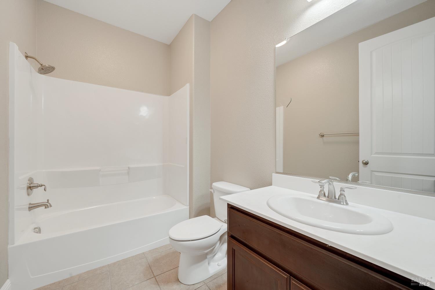 Detail Gallery Image 36 of 43 For 5360 Discovery Way, Fairfield,  CA 94533 - 4 Beds | 3 Baths