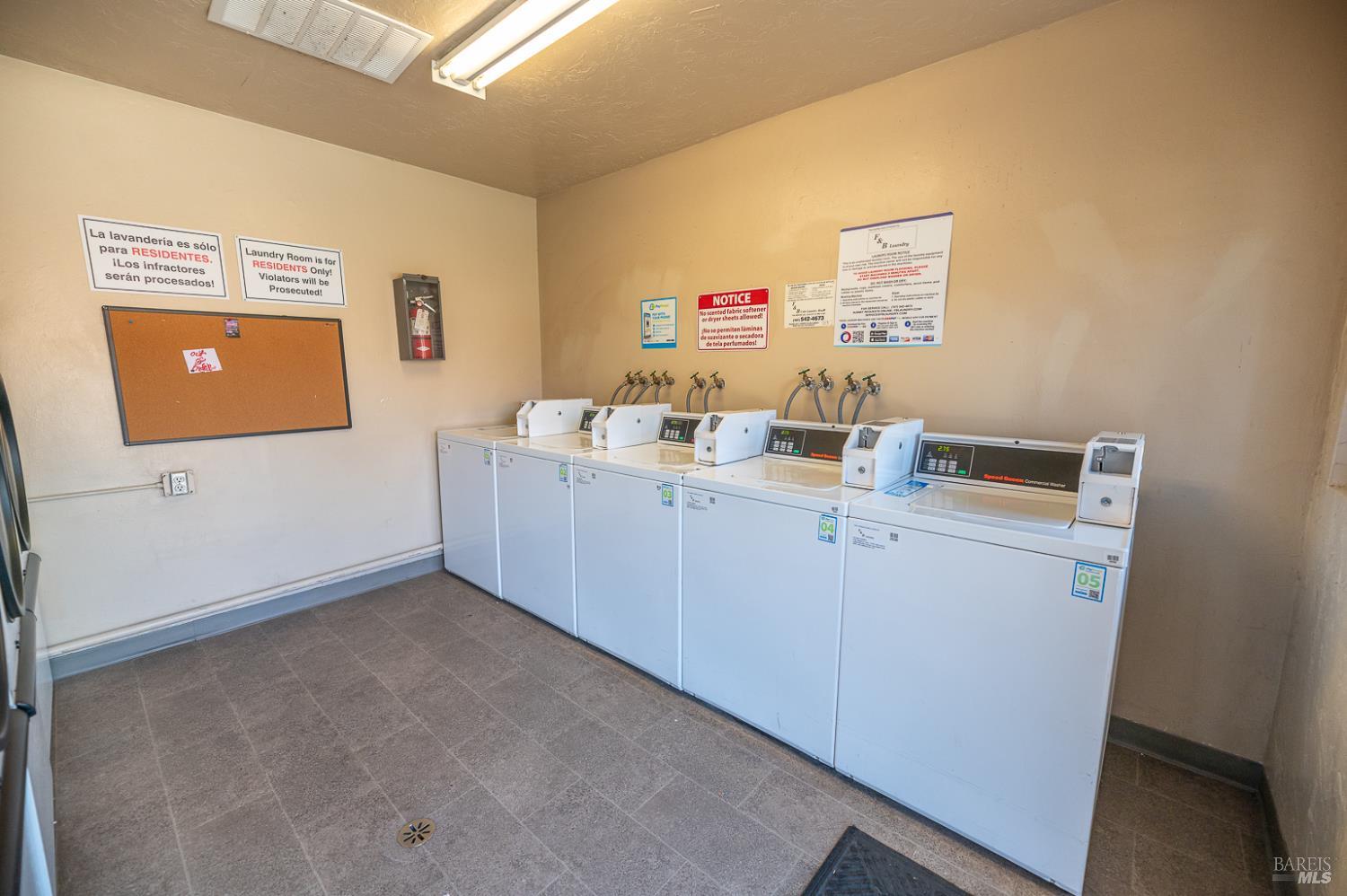 Detail Gallery Image 22 of 24 For 11 Avram Ave, Rohnert Park,  CA 94928 - 2 Beds | 1/1 Baths