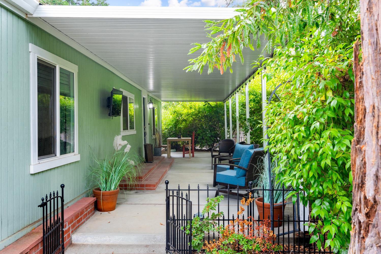 Detail Gallery Image 24 of 39 For 4 La Canada Ct, Saint Helena,  CA 94574 - 2 Beds | 2 Baths