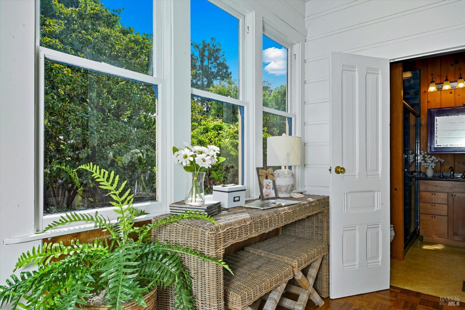 Detail Gallery Image 17 of 30 For 722 Beaver St, Santa Rosa,  CA 95404 - 3 Beds | 1 Baths