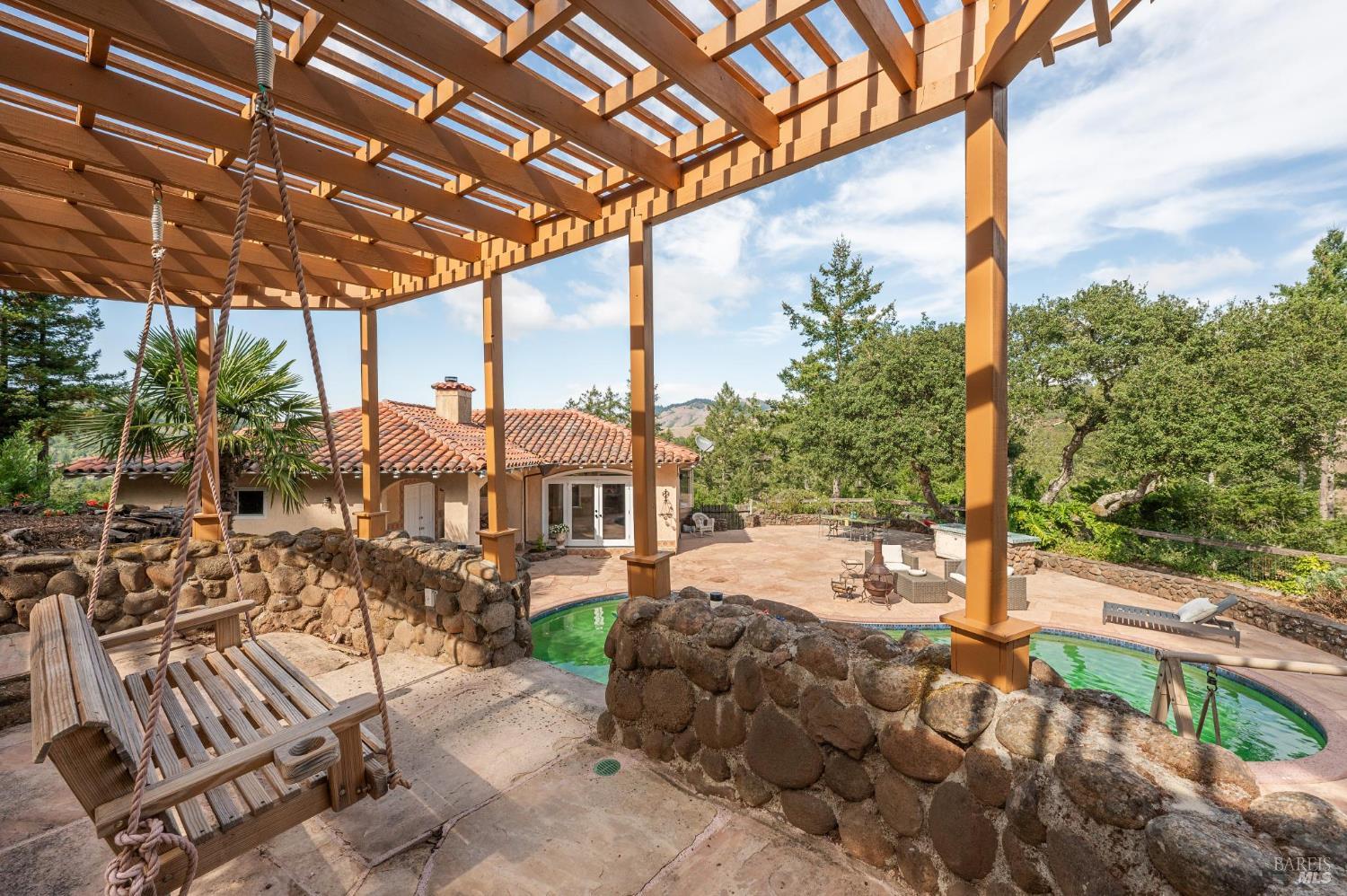 Detail Gallery Image 9 of 94 For 48 Los Pinos Spur Unkn, Nicasio,  CA 94946 - 7 Beds | 5 Baths