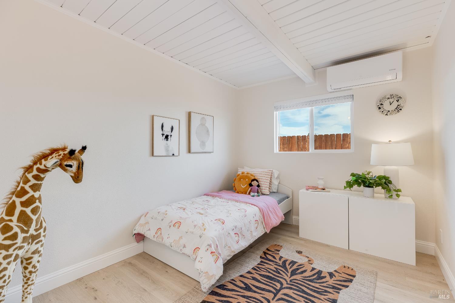 Detail Gallery Image 33 of 53 For 447 Christine Dr, San Pablo,  CA 94806 - 4 Beds | 2 Baths