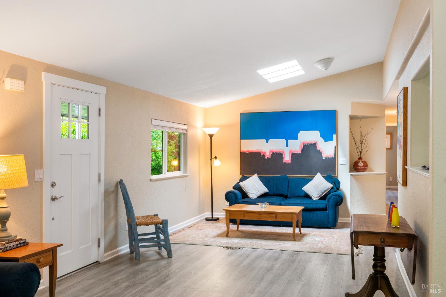 Detail Gallery Image 6 of 39 For 4 La Canada Ct, Saint Helena,  CA 94574 - 2 Beds | 2 Baths