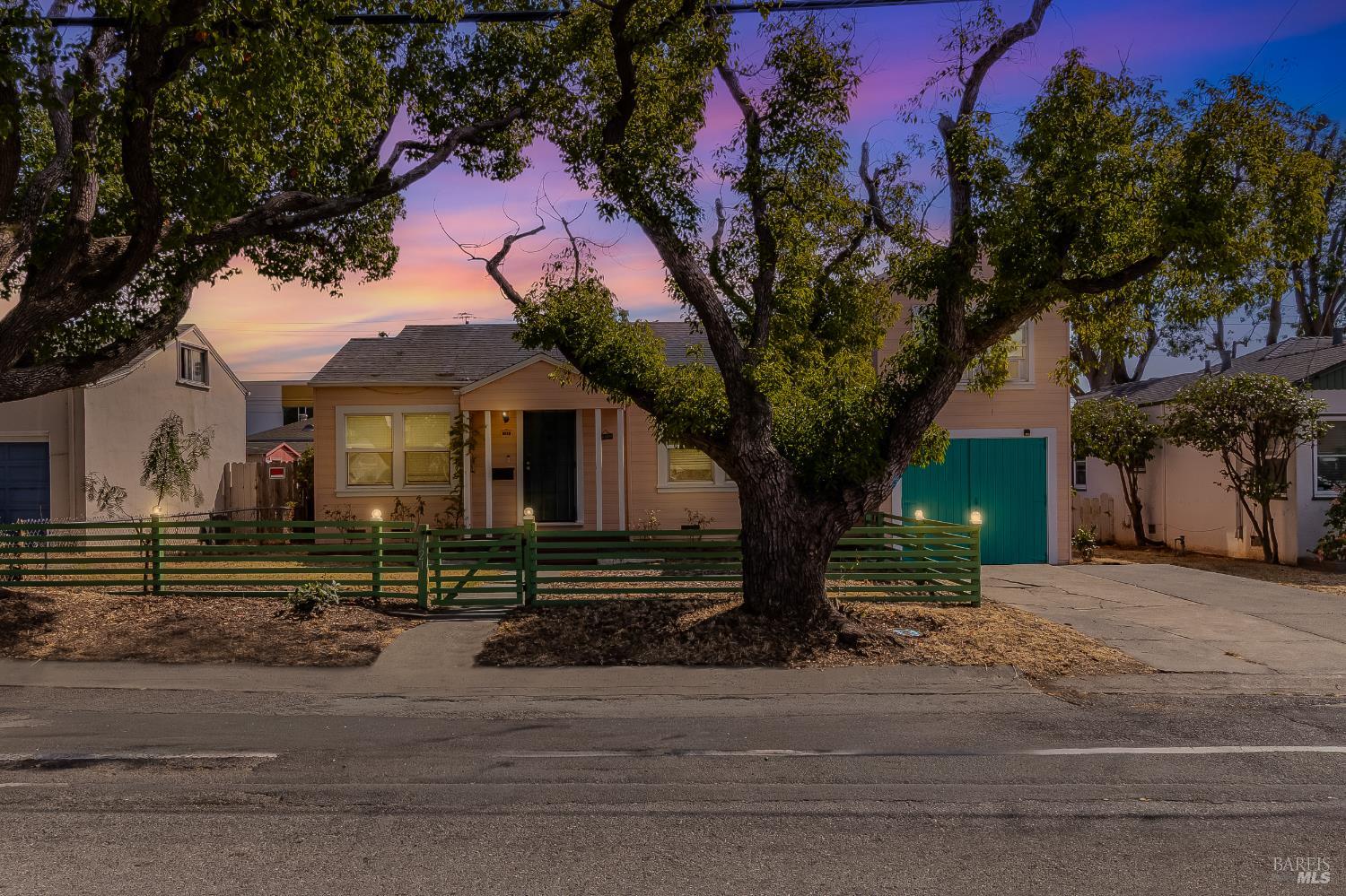 Detail Gallery Image 51 of 52 For 121 California St, Vallejo,  CA 94590 - 3 Beds | 1 Baths