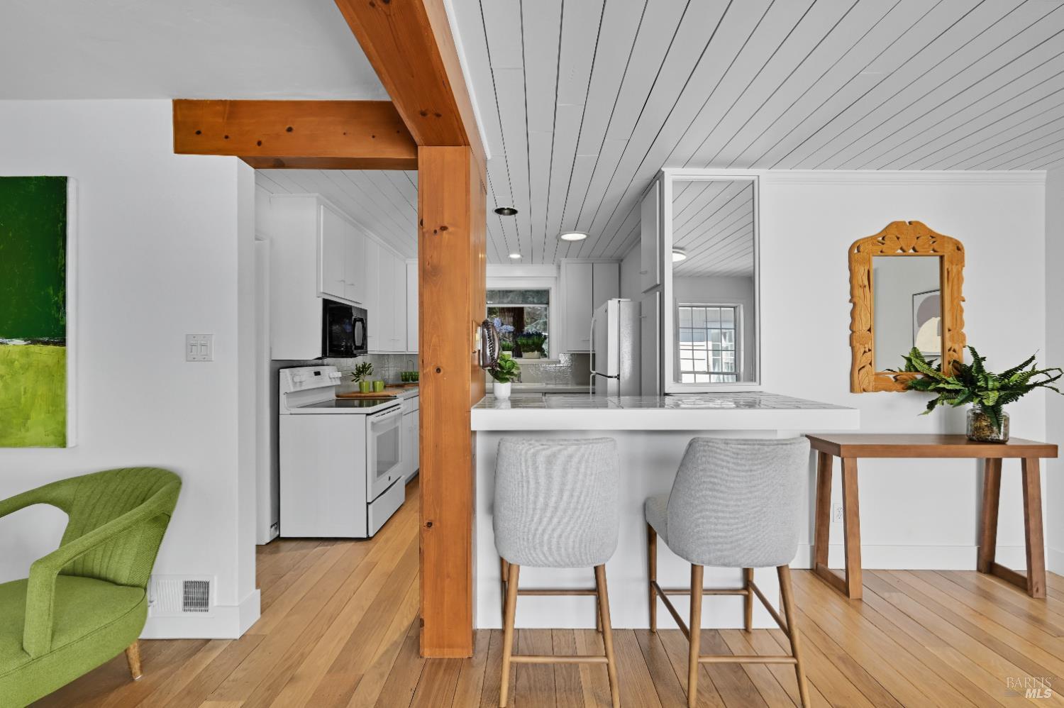 Detail Gallery Image 15 of 46 For 1 Hilldale Dr, San Anselmo,  CA 94960 - 4 Beds | 3 Baths