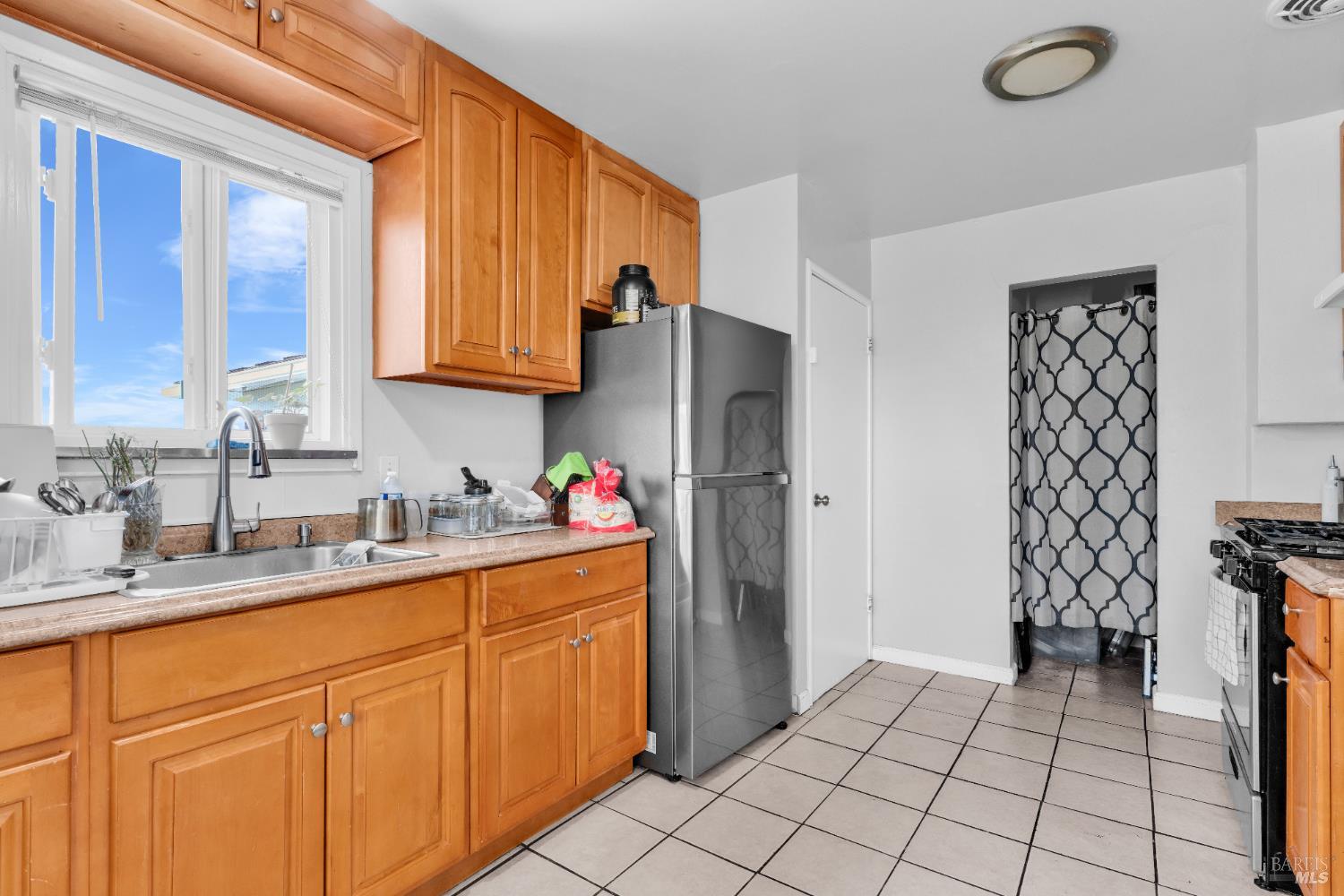 Detail Gallery Image 11 of 45 For 4778 E Hilltop Dr, El Sobrante,  CA 94803 - 3 Beds | 1 Baths