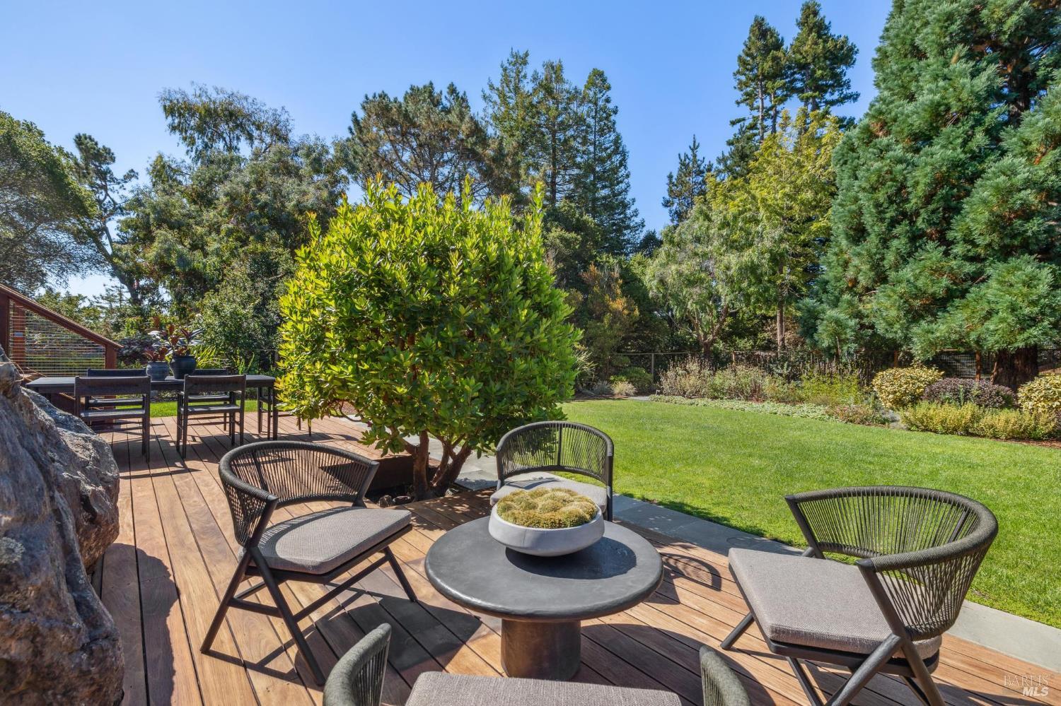 Detail Gallery Image 56 of 80 For 103 Reed Ranch Rd, Belvedere Tiburon,  CA 94920 - 4 Beds | 4 Baths