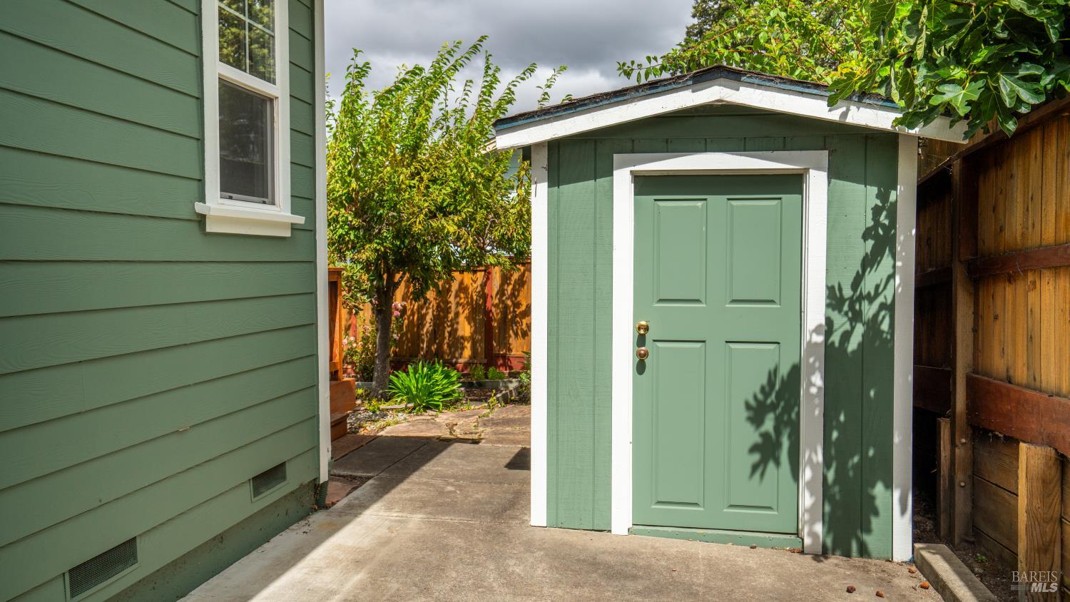 Detail Gallery Image 22 of 32 For 469 Christensen Ln, Cotati,  CA 94931 - 3 Beds | 2/1 Baths