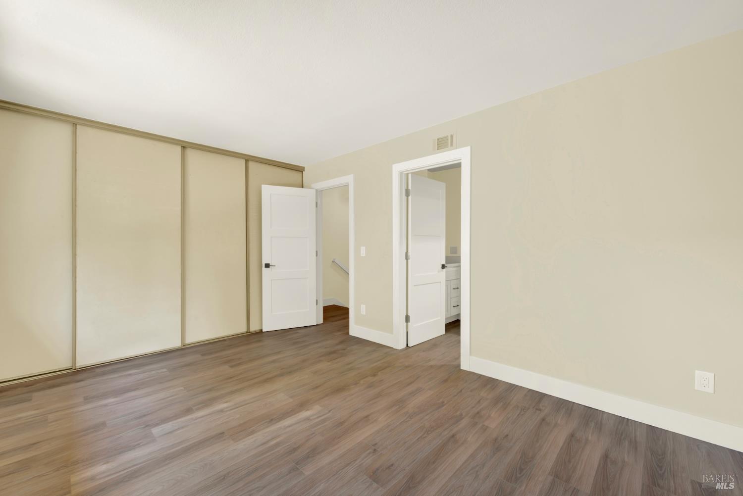 Detail Gallery Image 36 of 71 For 2009 Hawthorne Ter, Novato,  CA 94945 - 2 Beds | 1/1 Baths
