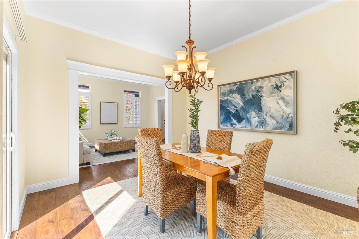 Detail Gallery Image 7 of 57 For 3964 New Zealand Ave, Santa Rosa,  CA 95407 - 4 Beds | 3/1 Baths