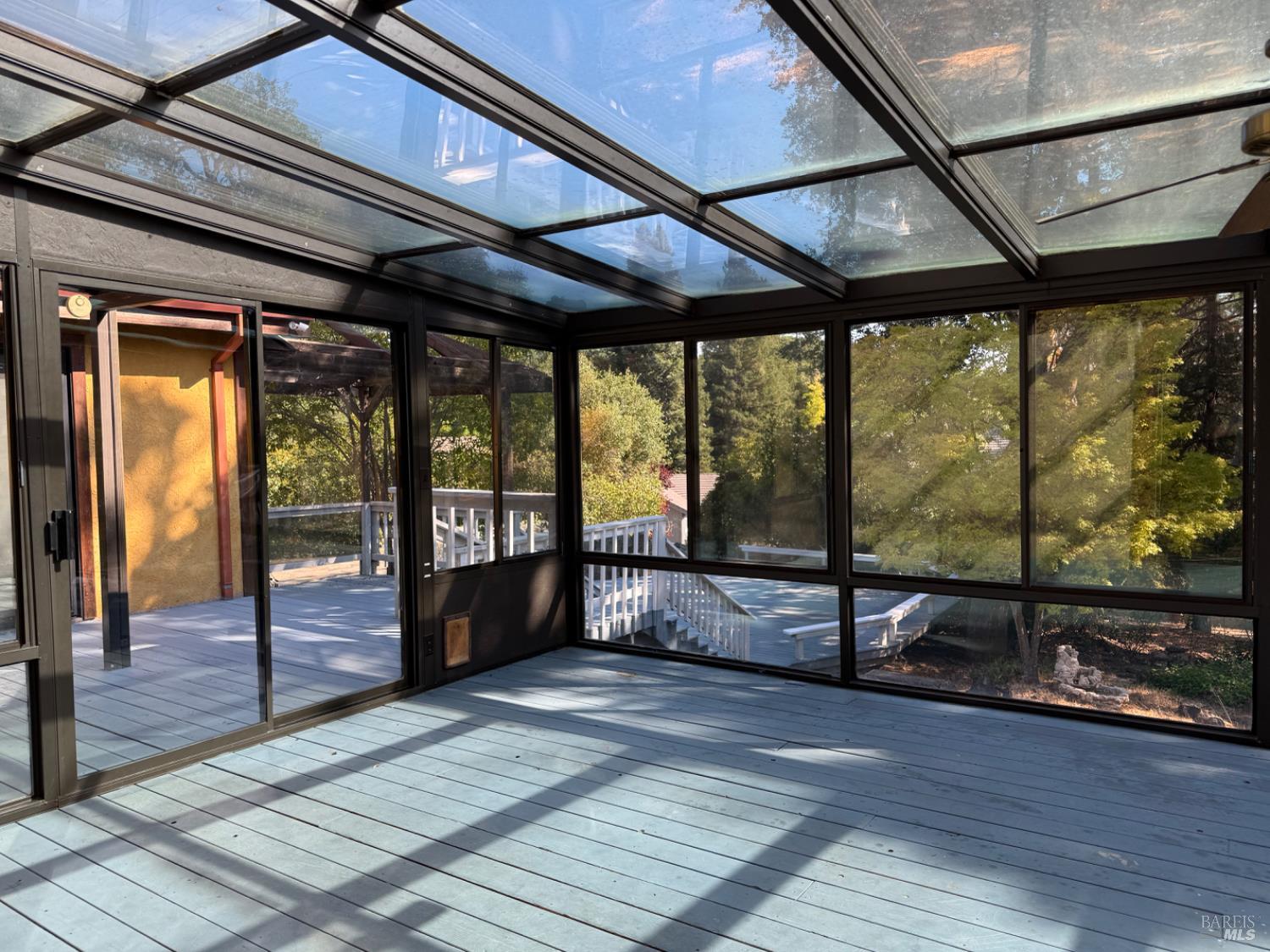 Detail Gallery Image 11 of 31 For 1461 Meadow Dr, Ukiah,  CA 95482 - 3 Beds | 1/1 Baths