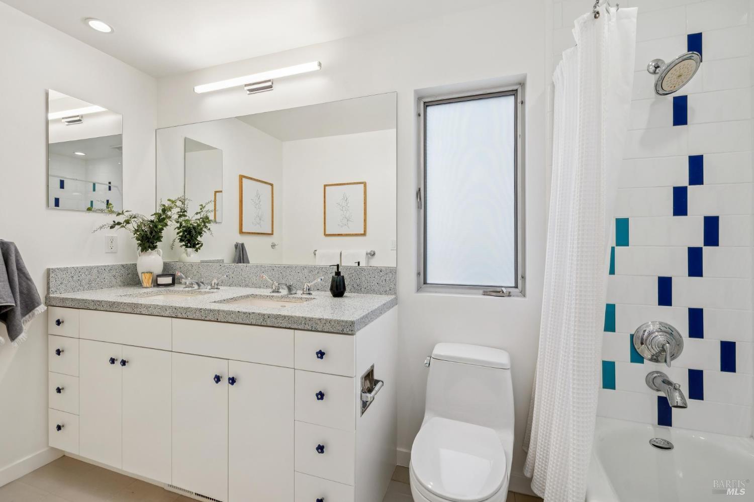 Detail Gallery Image 52 of 80 For 103 Reed Ranch Rd, Belvedere Tiburon,  CA 94920 - 4 Beds | 4 Baths