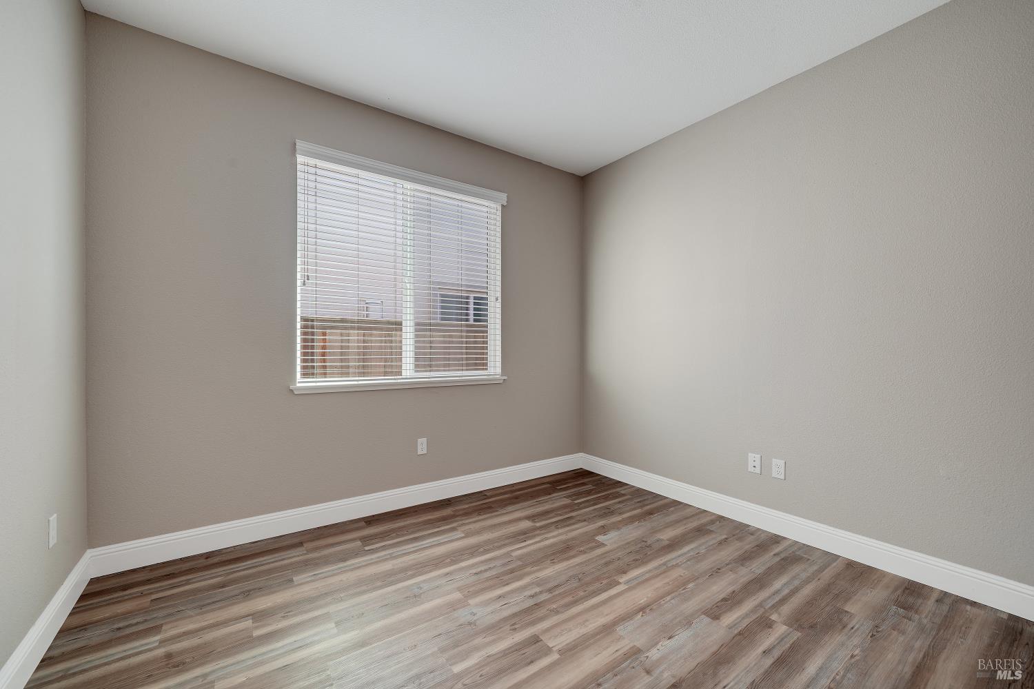 Detail Gallery Image 31 of 43 For 5360 Discovery Way, Fairfield,  CA 94533 - 4 Beds | 3 Baths
