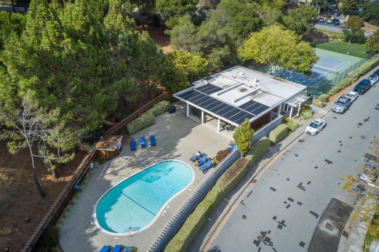 Detail Gallery Image 64 of 76 For 2108 Shelter Bay Ave, Mill Valley,  CA 94941 - 2 Beds | 2 Baths