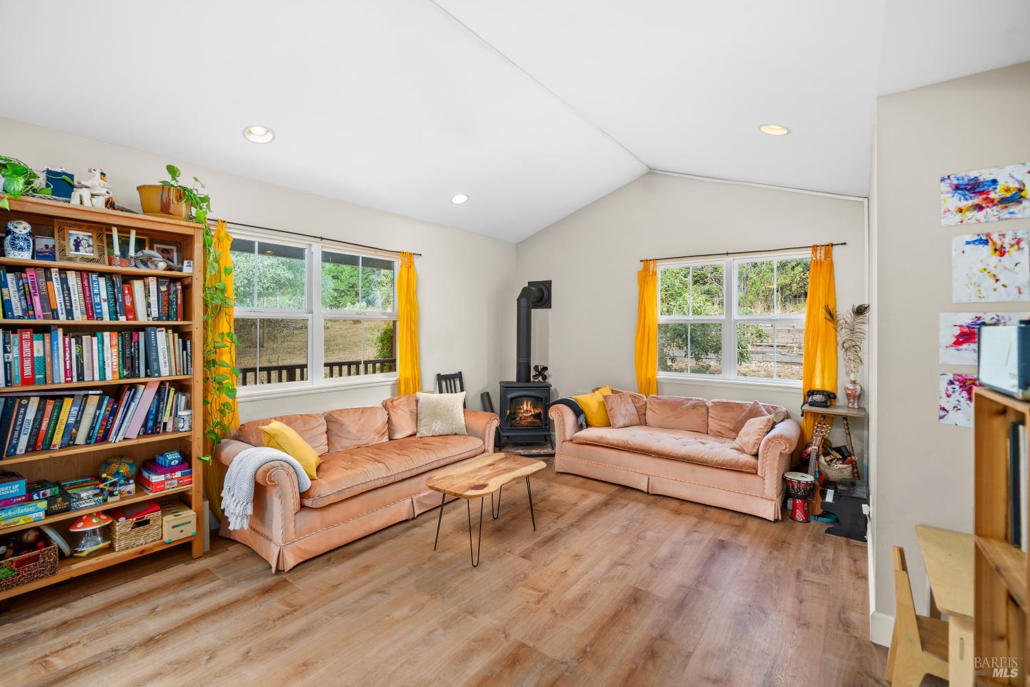 Detail Gallery Image 44 of 58 For 1369 Tilton Rd, Sebastopol,  CA 95472 - 2 Beds | 1 Baths